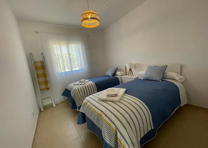 Roures 13 Con Piscina Privada Y Ac *