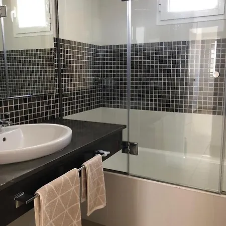 Villa Roures 13 Con Piscina Privada Y Ac