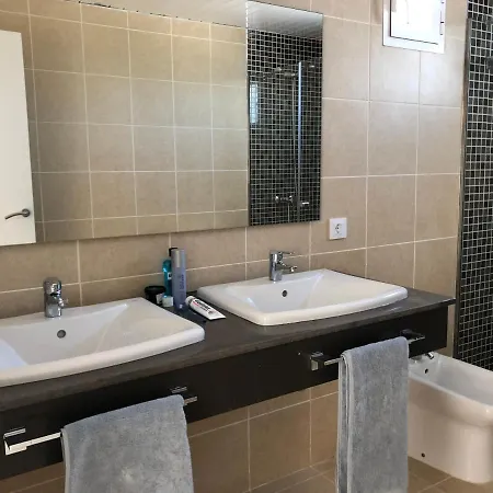 Roures 13 Con Piscina Privada Y Ac *